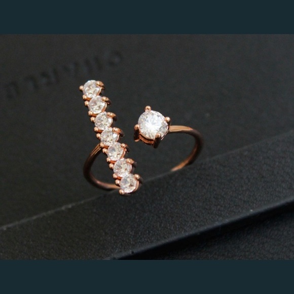 🆕 EMMA Adjustable Crystal Ring - Picture 4 of 8